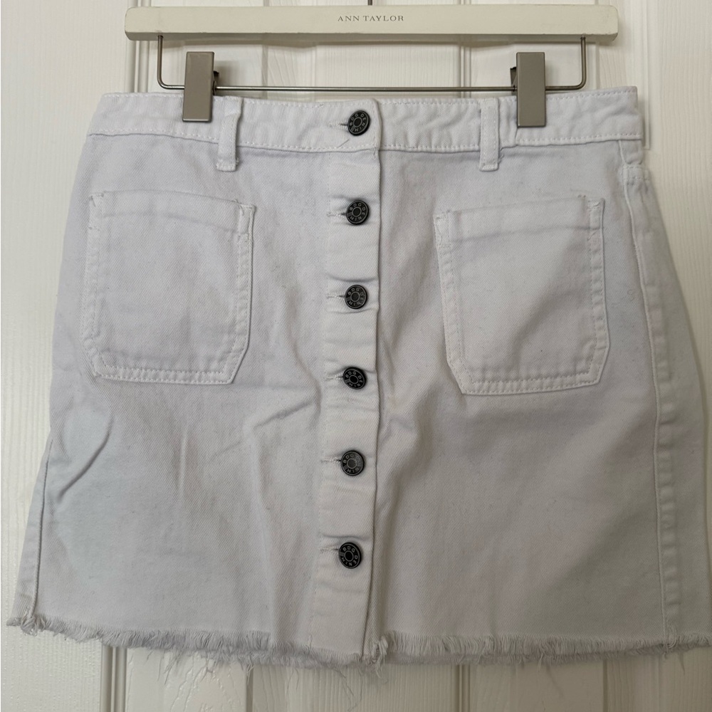 BDG Casual Denim Skirt